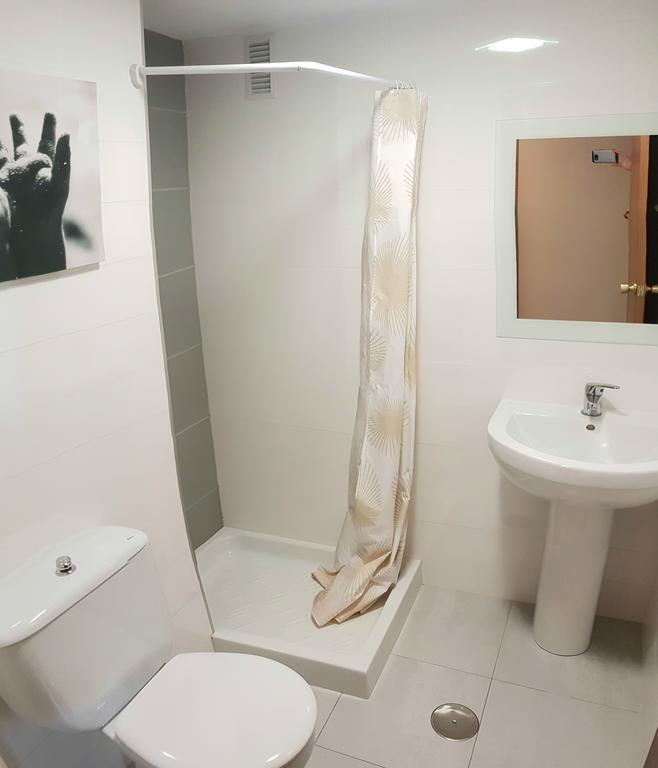 Www Apartamentovaldivia Es Parking Incluido レオン エクステリア 写真